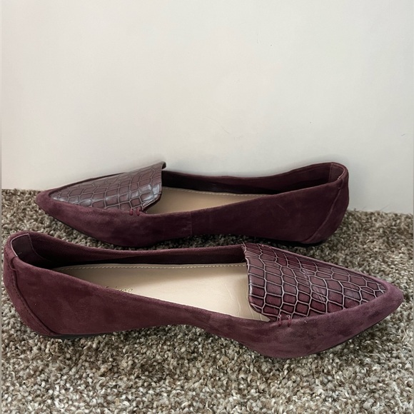 Essex Lane Shoes - Essex Lane Maroon Flats, Size 8